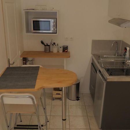 Petit Studio Gare Saint Roch Montpellier Apartment Exterior photo